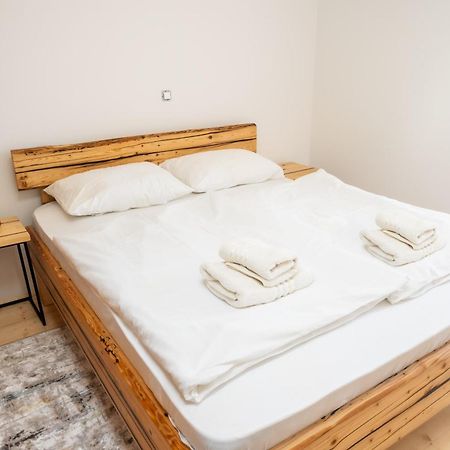 Island Apartments 이졸라 외부 사진